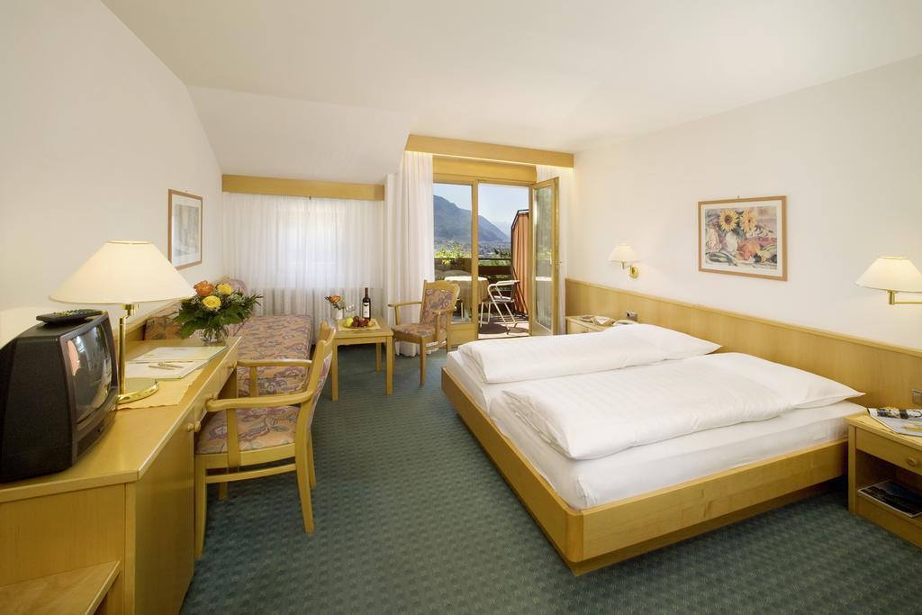 تيرولو Hotel Thurnergut الغرفة الصورة